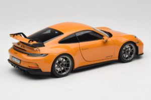 Porsche 911 992 GT3 Bahama Yellow Norev 1:18 187387 Metaal — afbeelding 3 van 8