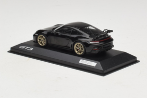 Porsche 911 992 GT3 Zwart Met Gouden Velgen Minichamps 1:43 WAP0201520M007 Metaal — afbeelding 3 van 4