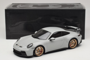 Porsche 911 992 GT3 Chalk Gouden Wielen Minichamps 1:18 117069001 Metaal — afbeelding 6 van 6