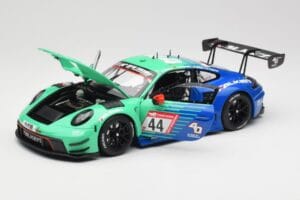 Porsche 911 992 GT3 R Falken #44 D. Eriksson / T. Heinemann 24 Hours of Nurburgring 2023 Minichamps 1:18 113236344 Metaal — afbeelding 2 van 8