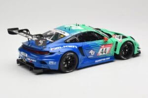 Porsche 911 992 GT3 R Falken #44 D. Eriksson / T. Heinemann 24 Hours of Nurburgring 2023 Minichamps 1:18 113236344 Metaal — afbeelding 3 van 8