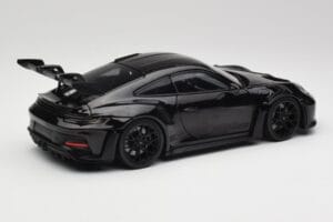 Porsche 911 992 GT3 RS Zwart & Zwarte Velgen Concept Minichamps 1:18 911992003 Metaal — afbeelding 3 van 8