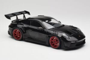 Porsche 911 992 GT3 RS Zwart & Rode Wielen & Zwart Decor Minichamps 1:18 153062240 Metaal — afbeelding 4 van 6