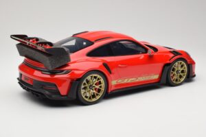 Porsche 911 992 GT3 RS Guards Red GT Spirit 1:12 GT939 Hars — afbeelding 2 van 6