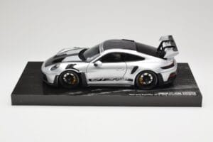 Porsche 911 992 GT3 RS Zilver Weissach Package Minichamps 1:18 110062020 Metaal