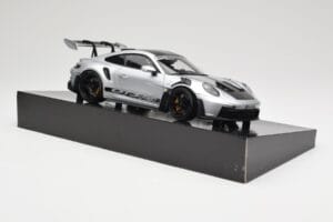 Porsche 911 992 GT3 RS Zilver Weissach Package Minichamps 1:18 110062020 Metaal — afbeelding 6 van 8