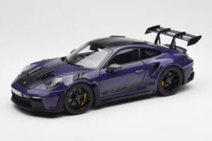 Porsche 911 992 GT3 RS Weissach Package Ultraviolet Norev 1:18 187368 Metaal