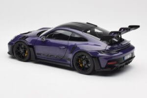 Porsche 911 992 GT3 RS Weissach Package Ultraviolet Norev 1:18 187368 Metaal — afbeelding 7 van 8