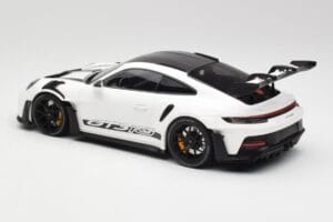 Porsche 911 992 GT3 RS Wit & Zwarte Wielen Minichamps 1:18 155062230 Metaal — afbeelding 5 van 6
