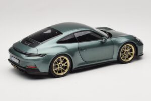 Porsche 911 992 GT3 Touring Package Malachite Green Metallic Norev 1:18 187382 Metaal — afbeelding 3 van 8