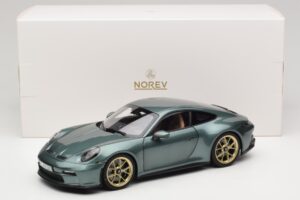 Porsche 911 992 GT3 Touring Package Malachite Green Metallic Norev 1:18 187382 Metaal — afbeelding 8 van 8