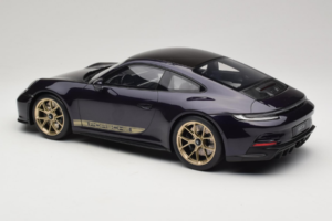 Porsche 911 992 GT3 Touring Viola Metallic GT Spirit 1:12 GT937 Hars — afbeelding 5 van 6
