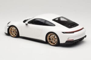 Porsche 911 992 GT3 Touring Wit Neodyme Wheels Minichamps 1:18 117069022 Metaal — afbeelding 5 van 6