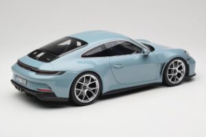 Porsche 911 992 S/T Meisenblau Norev 1:12 127550 Metaal — afbeelding 2 van 6