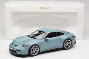 Porsche 911 992 S/T Meissen Blue Norev 1:18 187470 Metaal — afbeelding 8 van 8