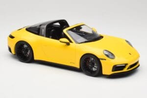 Porsche 911 992 Targa 4 GTS Geel Minichamps 1:18 153061064 Metaal — afbeelding 4 van 6
