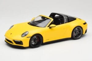 Porsche 911 992 Targa 4 GTS Geel Minichamps 1:18 153061064 Metaal