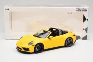Porsche 911 992 Targa 4 GTS Geel Minichamps 1:18 153061064 Metaal — afbeelding 6 van 6