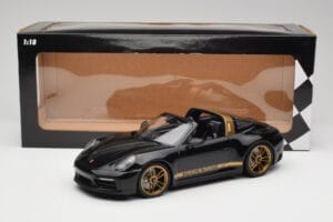 Porsche 911 992 Targa Porsche Design Zwart & Goud Concept Minichamps 1:18 PORSCHE001 Metaal — afbeelding 6 van 6
