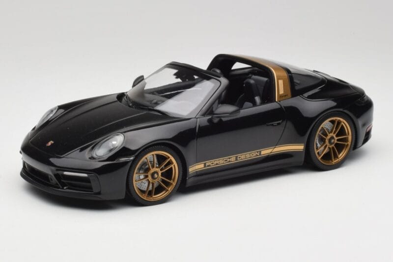 Porsche 911 992 Targa Porsche Design Zwart & Goud Concept Minichamps 1:18 PORSCHE001 Metaal