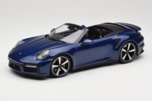 Porsche 911 992 Turbo S Cabriolet Blue Metallic Minichamps 1:18 155069081 Metaal