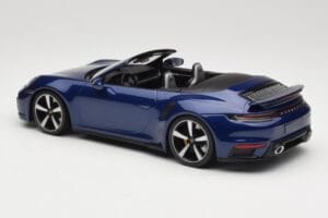 Porsche 911 992 Turbo S Cabriolet Blue Metallic Minichamps 1:18 155069081 Metaal — afbeelding 5 van 6