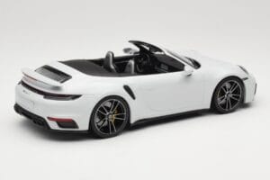 Porsche 911 992 Turbo S Cabriolet White Metallic Minichamps 1:18 155069080 Metaal — afbeelding 2 van 6