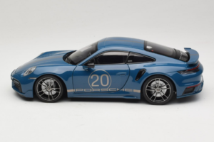 Porsche 911 992 Turbo S Coupe Sport Design Blauw Minichamps 1:18 113069073 Metaal — afbeelding 4 van 8