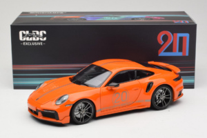 Porsche 911 992 Turbo S Coupe Sport Design Oranje Minichamps 1:18 113069074 Metaal — afbeelding 8 van 8
