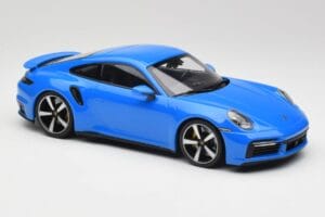 Porsche 911 992 Turbo S Gentian Blauw Minichamps 1:18 155069074 Metaal — afbeelding 4 van 6