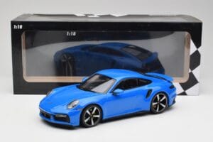 Porsche 911 992 Turbo S Gentian Blauw Minichamps 1:18 155069074 Metaal — afbeelding 6 van 6