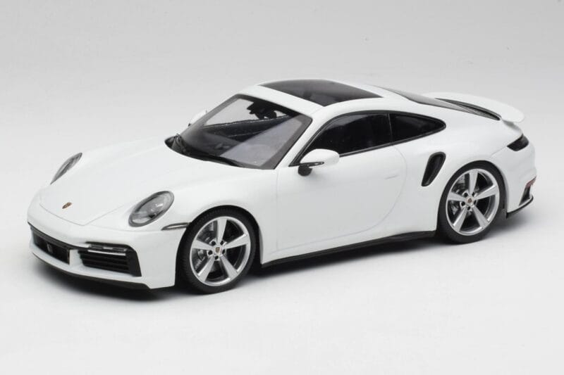 Porsche 911 992 Turbo S Wit Concept Minichamps 1:18 WAP0211620CNP Metaal