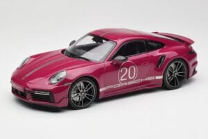 Porsche 911 992 Turbo S met Sport Design Package Rood Minichamps 1:18 155069172 Metaal