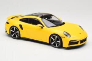 Porsche 911 992 Turbo S Geel Minichamps 1:18 155069071 Metaal — afbeelding 4 van 6