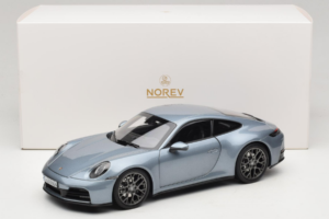 Porsche 911 992.2 Carrera Polar Silver Metallic Norev 1:18 187170 Metaal — afbeelding 8 van 8