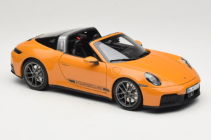 Porsche 911 992.2 Targa 4 GTS Bahama Yellow Norev 1:18 187190 Metaal — afbeelding 8 van 10