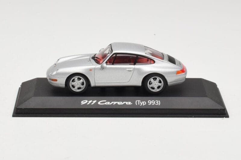 Porsche 911 993 Carrera Zilver Minichamps 1:43 WAP02003597 Metaal