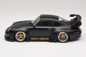 Porsche 911 993 RWB Matt Black With Gold Wheels AUTOart 1:18 78154 Composiet — afbeelding 4 van 8