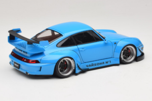 Porsche 911 993 RWB Hemelsblauw Gun Grey Wheels AUTOart 1:18 78152 Composiet — afbeelding 3 van 8