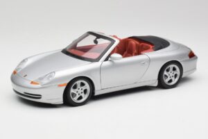 Porsche 911 996 Cabriolet Zilver Gate 1:18 1052 Metaal