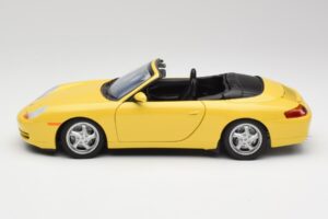 Porsche 911 996 Cabriolet Speed Geel UT Models 1:18 27906 Metaal — afbeelding 4 van 8