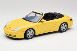 Porsche 911 996 Cabriolet Speed Geel UT Models 1:18 27906 Metaal