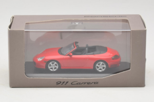 Porsche 911 996 Carrera 4S Cabriolet Rood Minichamps 1:43 400062831 Metaal — afbeelding 4 van 4