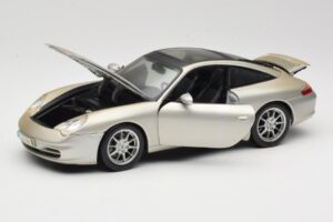 Porsche 911 996 Carrera 4S Zilver Maisto 1:18 WAP02102212 Metaal — afbeelding 2 van 8