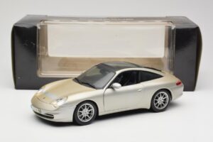 Porsche 911 996 Carrera 4S Zilver Maisto 1:18 WAP02102212 Metaal — afbeelding 8 van 8