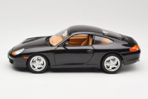 Porsche 911 996 Carrera Zwart Bburago 1:18 3385-M2 Metaal — afbeelding 4 van 8