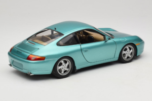 Porsche 911 996 Green Metallic UT Models 1:18 27901 Metaal — afbeelding 3 van 8