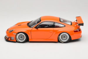 Porsche 911 996 GT3 RSR Oranje ALMS 2004 Minichamps 1:18 100046402 Metaal — afbeelding 4 van 8