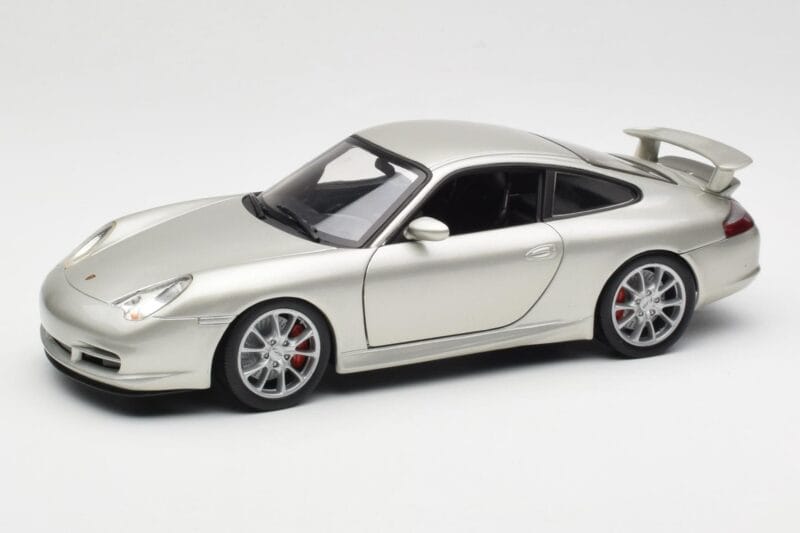 Porsche 911 996 GT3 Zilver Hot Wheels 1:18 C2590 Metaal