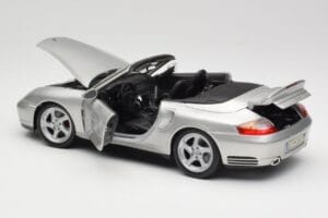 Porsche 911 996 Turbo Cabriolet Zilver Maisto 1:18 31660 Metaal — afbeelding 5 van 8